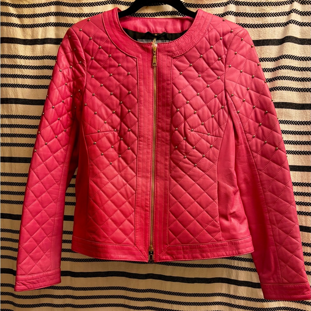 Basler Pink Bomber Jacket with Quilted Texture and Fitted Silhouette
